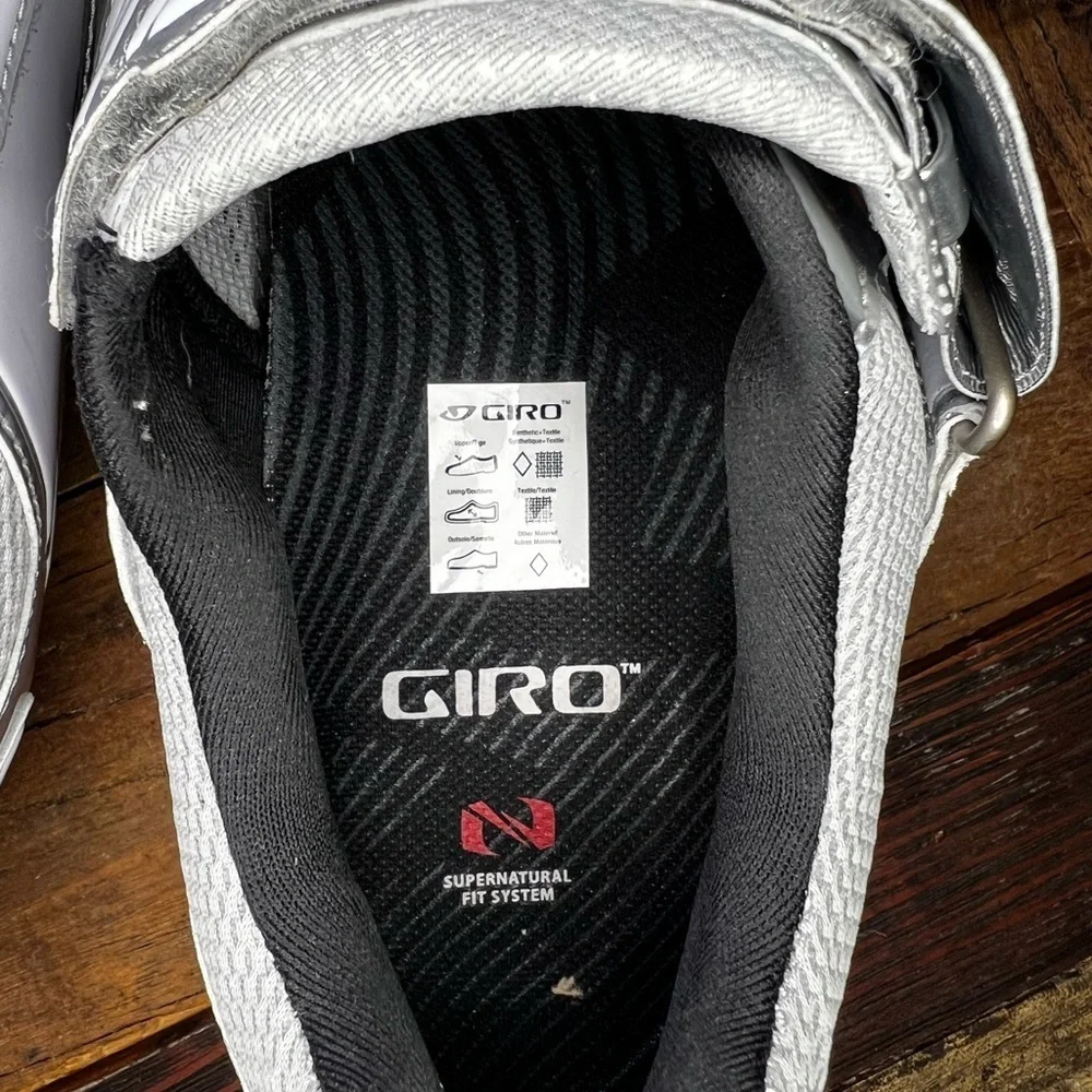 Giro Mele Tri Shoes, cycling shoes chrome & white, great shape (MB2)